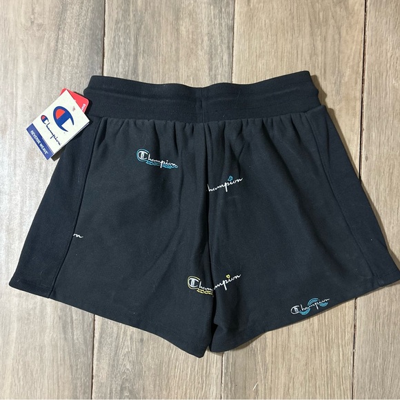 Champion Medium Black Women’s Fleece heavyweight athletic shorts logo pockets - Picture 2 of 5